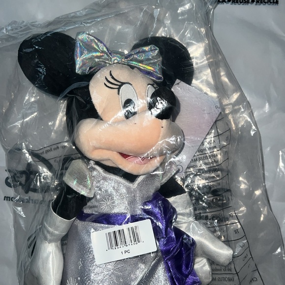 NEW!! Minnie Mouse Plush with Disney100 Outfit – 12 1/2'' - Picture 6 of 8